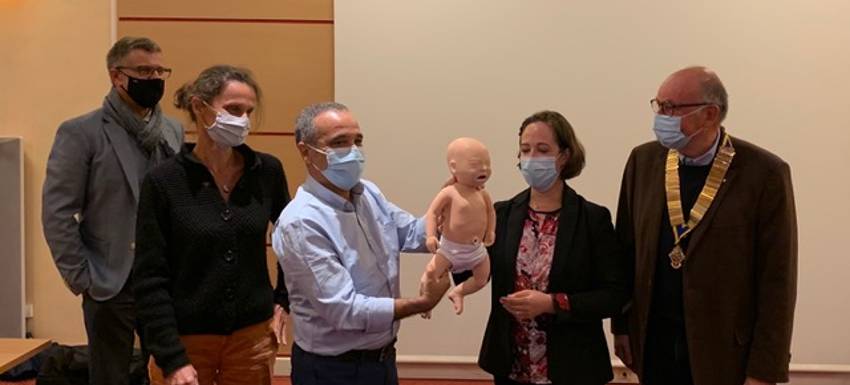 RC Epinal : Mannequin pour simulation de réanimation néonatale 