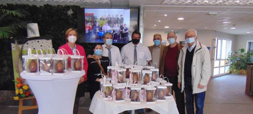 RC Hagondange : Les cloches accrochées aux branches à B. Delforge